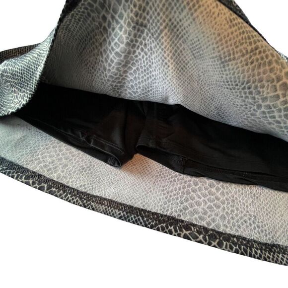 JAMIE SADOCK size 12 Golf Skort Skirt shorts Black Gray snakeskin snake print - Picture 7 of 9